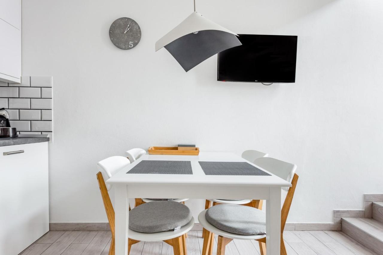 Apartments Hugo Split Bagian luar foto