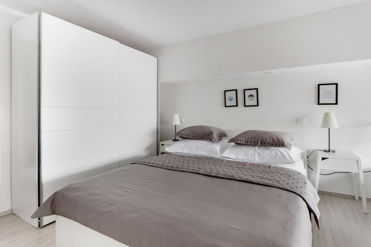 Apartments Hugo Split Bagian luar foto
