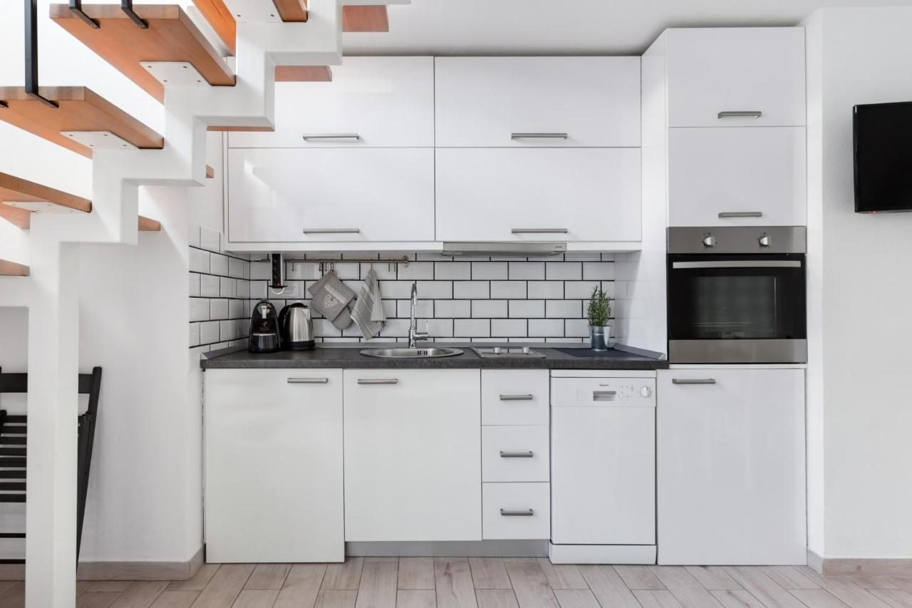 Apartments Hugo Split Bagian luar foto